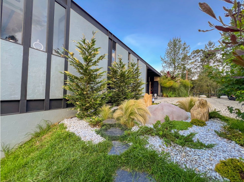 CASA MODERNA DE UN NIVEL EN EL RETIRO CON JACUZI UNIDAD CERRADA — foto 4