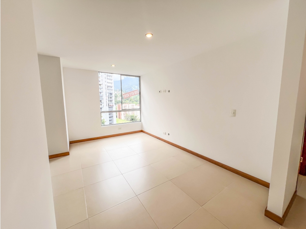 APARTAMENTO PISO ALTO ENVIGADO LAS BRUJAS — foto 4