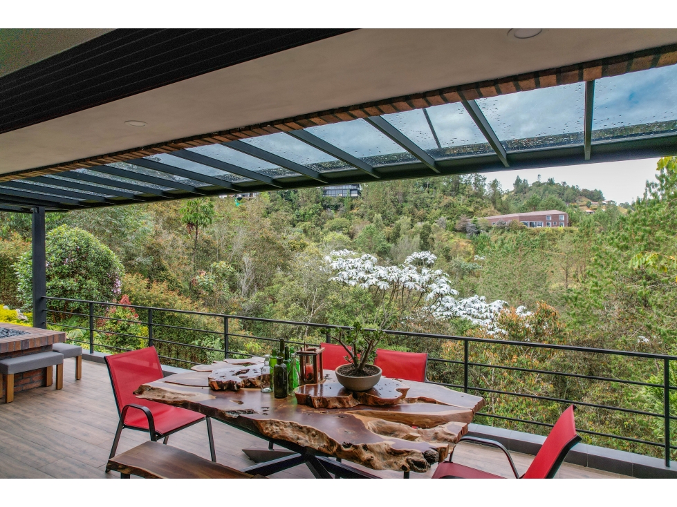 CASA MODERNA EN EL RETIRO DE UN NIVEL VISTA AL BOSQUE — foto 6