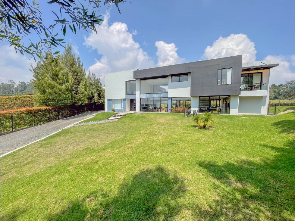 LA UNICA CASA EN LAS PALMAS DE 7 HABITACIONES — foto 3