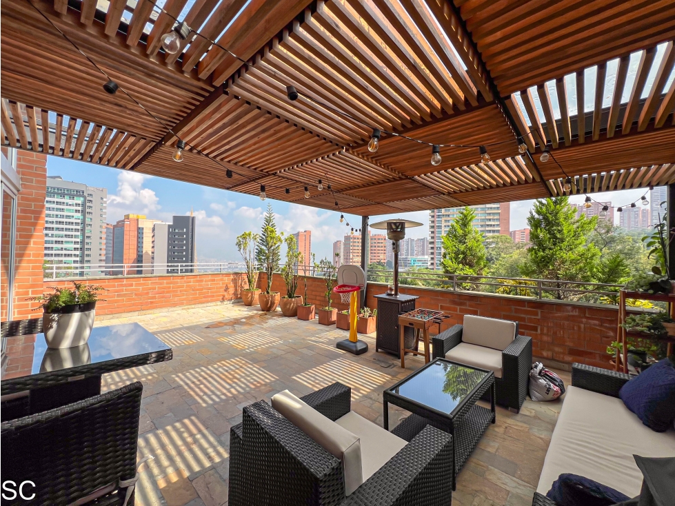 DUPLEX CON TERRAZA CERCA AL TESORO 3 HABITACIONES, IDEAL PARA NIÑOS — foto 2
