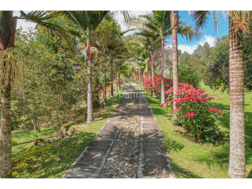 CHALET SUIZO CON VISTA A LA REPRESA DE LA FE $400.000m2 — foto 5