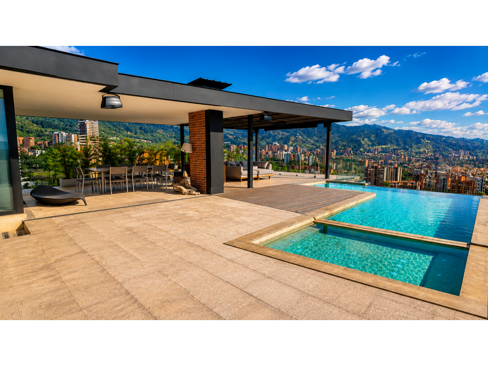 PENTHOUSE CON PISCINA PRIVADA EN EL POBLADO MEDELLIN