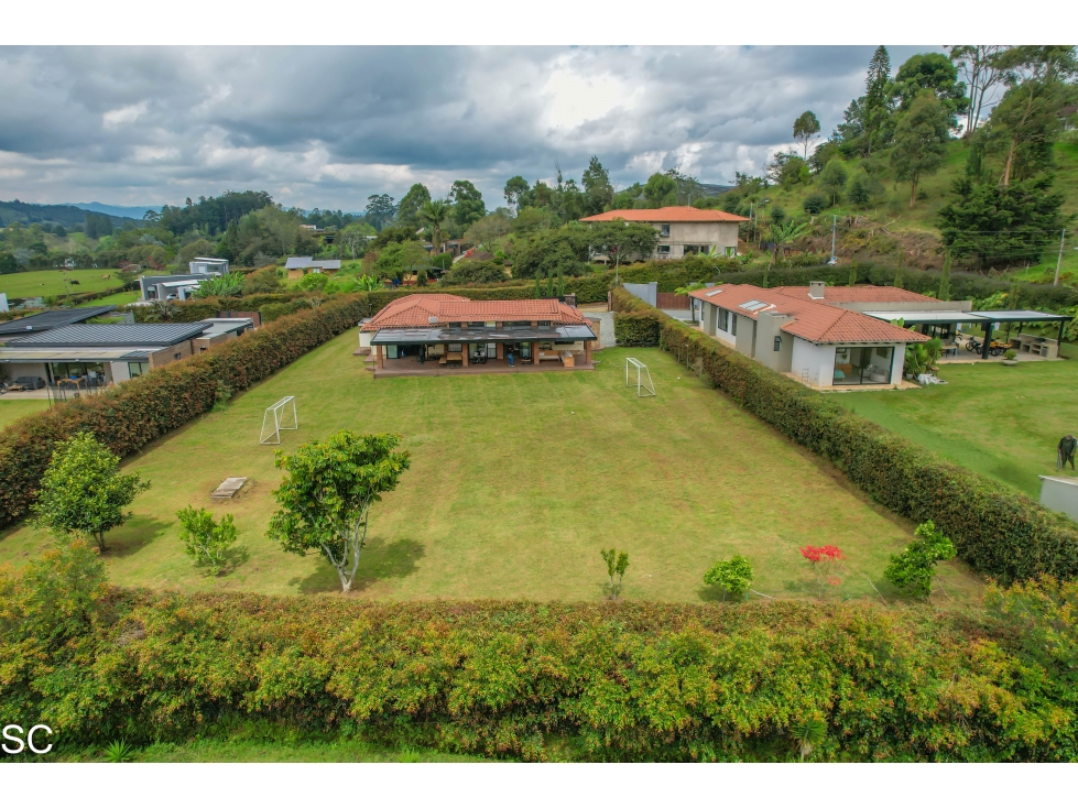 CASA DE UN SOLO NIVEL LOTE PLANO CARMEN VIBORAL, INDEPENDIENTE — foto 3