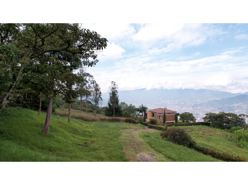 LOTE CON VISTA A MEDELLIN — foto 2