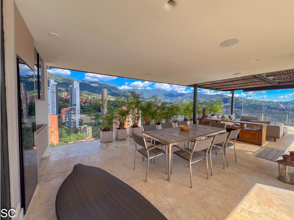 PENTHOUSE CON PISCINA PRIVADA EN EL POBLADO MEDELLIN — foto 2