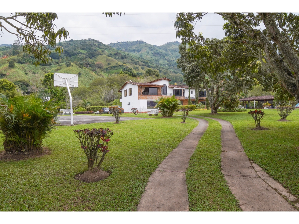 FINCA PLANCA CON CANCHAS EN GIRARDOTA — foto 6