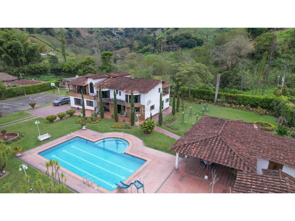 FINCA PLANCA CON CANCHAS EN GIRARDOTA — foto 4