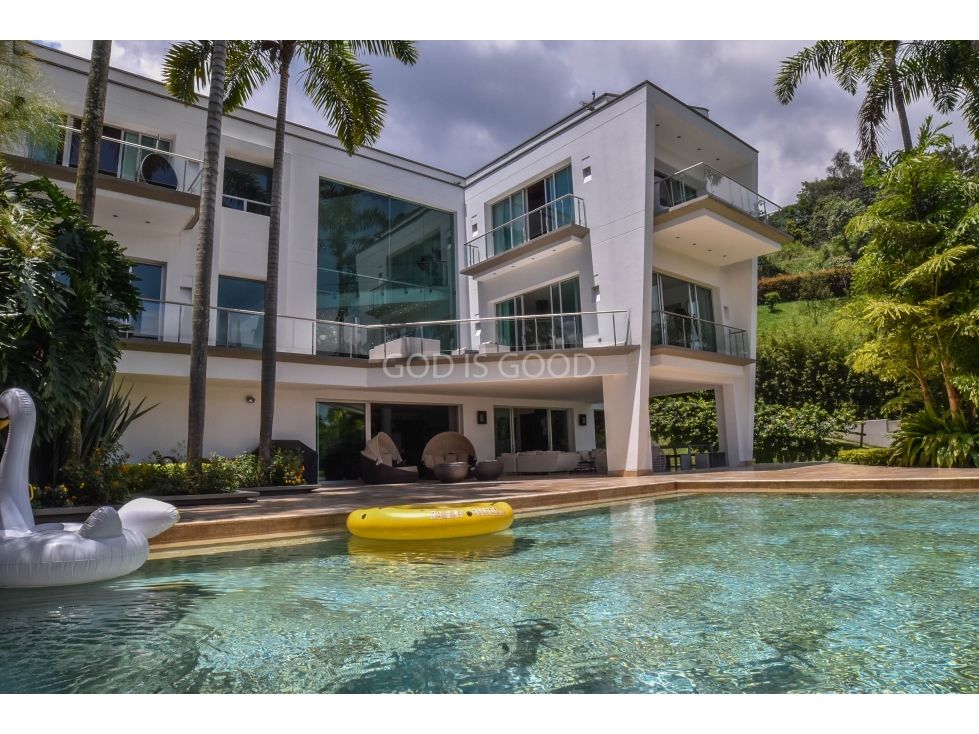MANSION MODERNA EN MEDELLIN LAS PALMAS (12.500MILLONES)