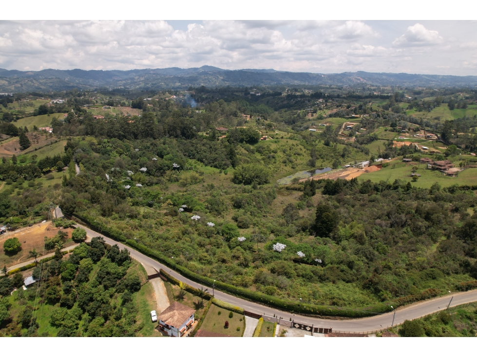 Terreno 10 has, para proyectos en Rionegro 17.800.000.000 — foto 3