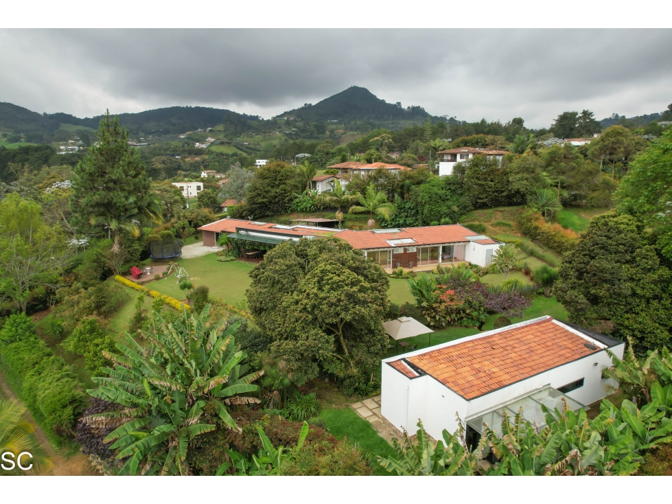 Casa campestre INDEPENDIENTE Rionegro vereda Higueron via Cabeceras — foto 4