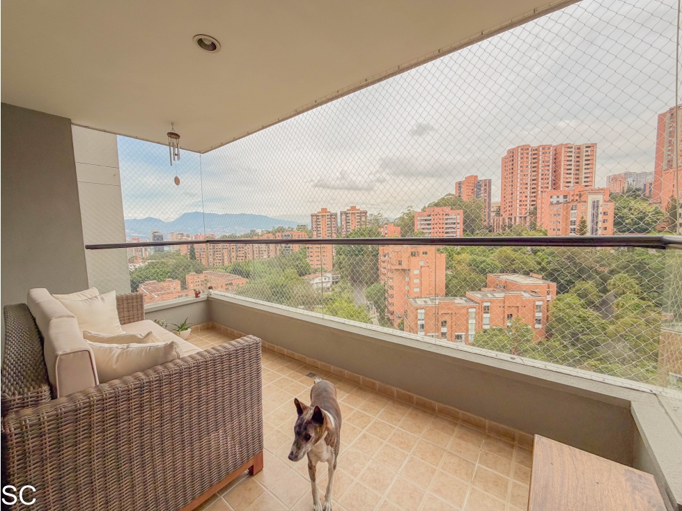 Apartamento la Fronera Envigado piso alto sin poniente