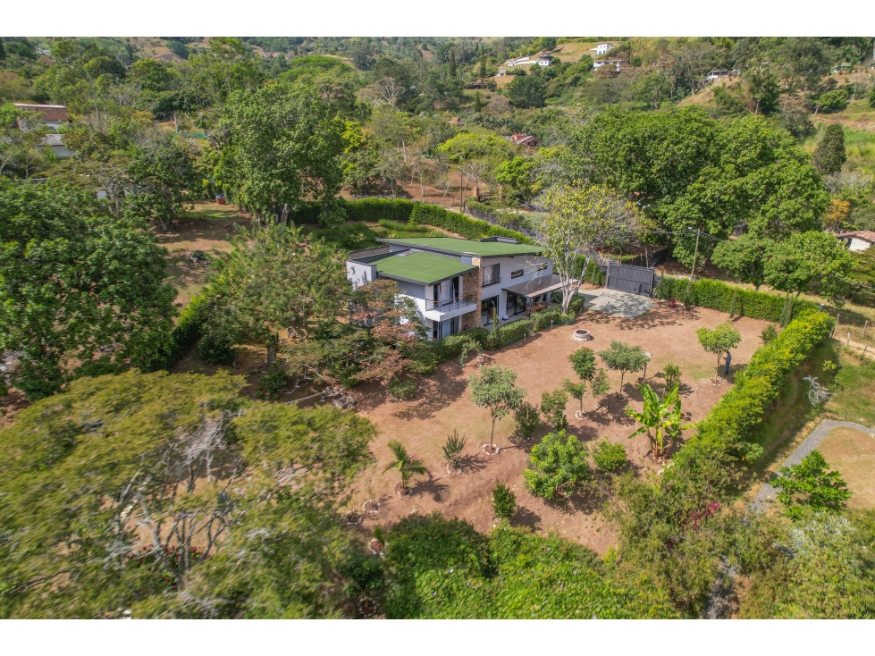 CASA CAMPESTRE MODERNA COPACABANA ZARZAL — foto 4