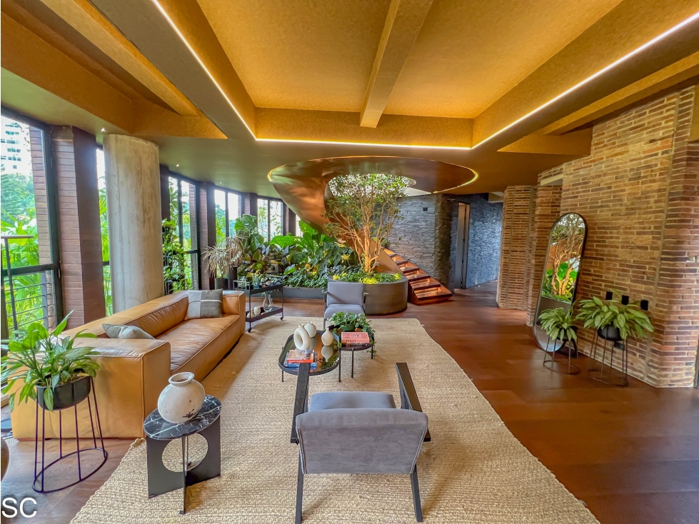 PENTHOUSE LUJOSO MUY CERCA AL CC TESORO {POBLADO} — foto 4