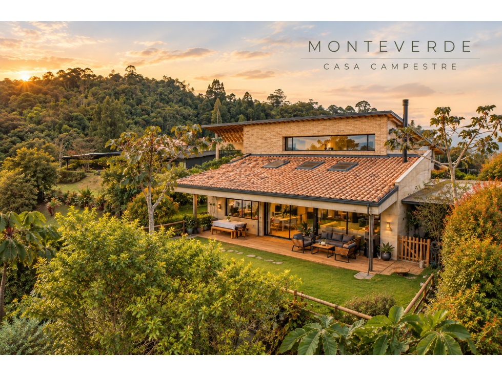 LA UNICA CASA DE 6 HABITACIONES CON BOSQUE EN ENVIGADO — foto 2