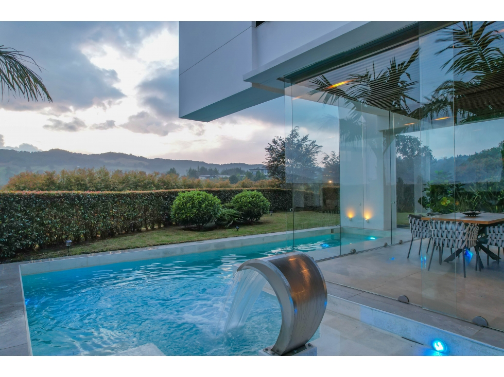 CASA MODERNA CON PISCINA EN LAS PALMAS VENTA — foto 6