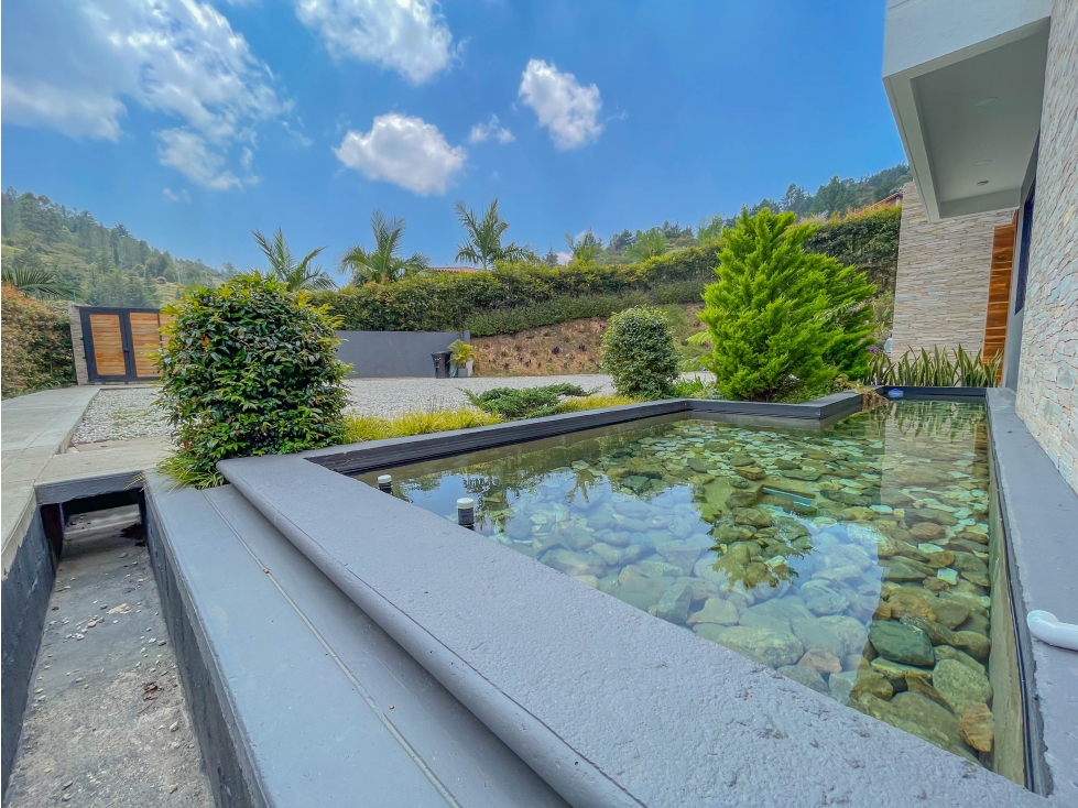 CASA CAMPESTRE MODERNA DE 6 HABITACIONES EN EL RETIRO — foto 3