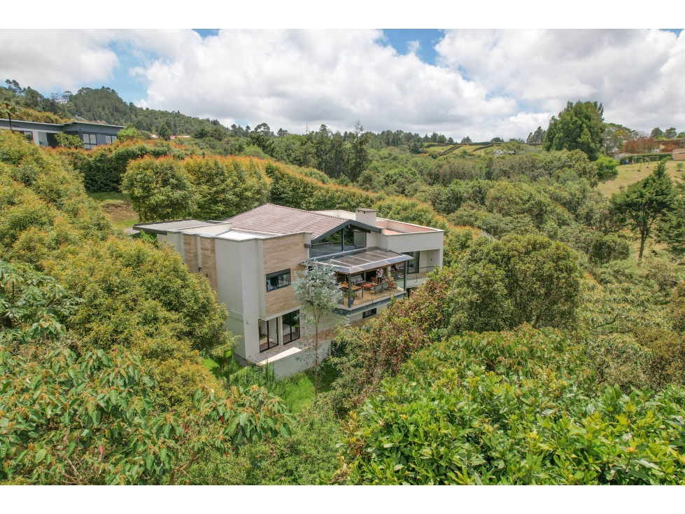 Casa Casmpestre Moderna En Palmas acabados de lujo y vista al Bosque — foto 4