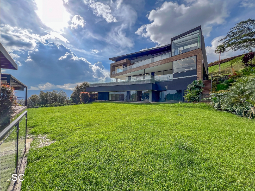 CASA MODERNA EN LAS PALMAS CON VISTA PISCINA Y 5 HABITACIONES — foto 4