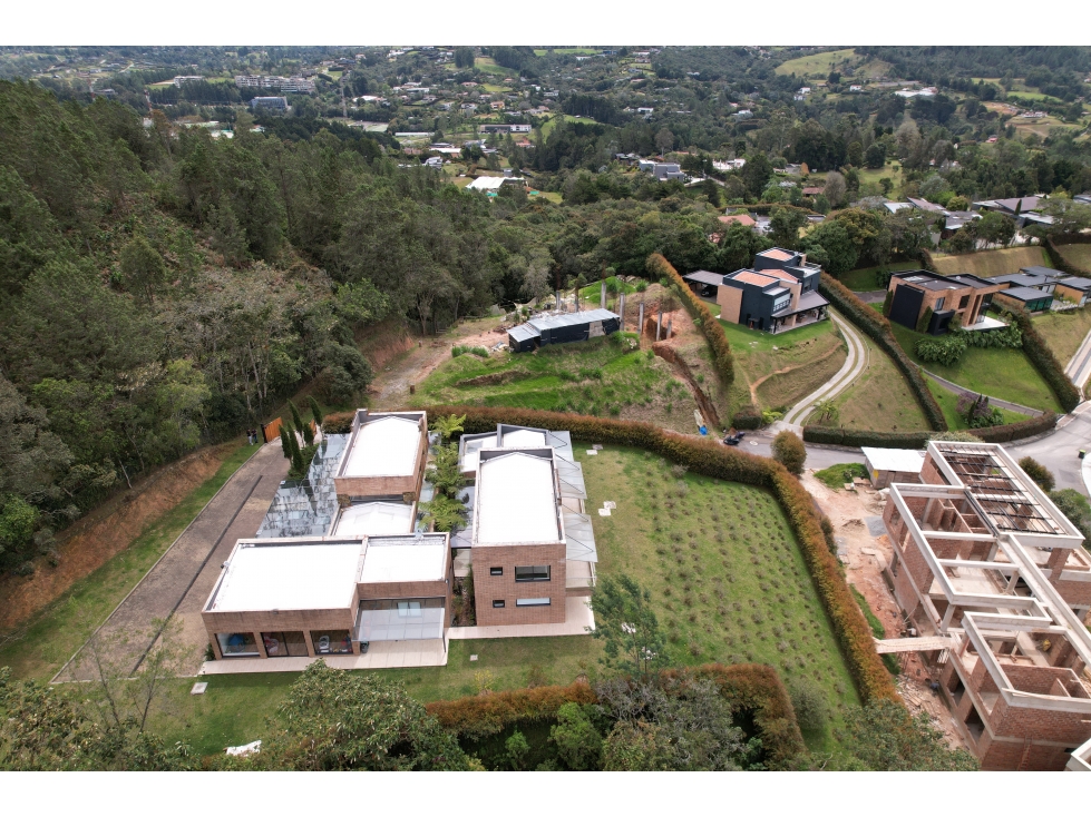 CASA MODERNA CON VISTA ALTO DE PALMAS - 4