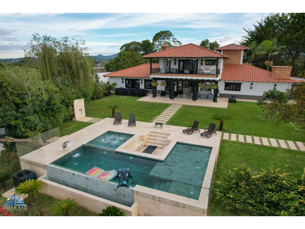 CASA DE LUJO ORIENTE, MARINILLA PISCINA, FRUTALES, 20 MIN AEROPUERTO — foto 6