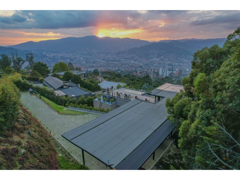 CASA CAMPESTRE EN MEDELLIN MODERNA (10.000MM) — foto 4