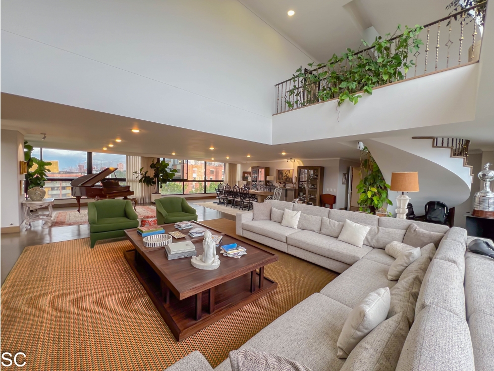 INCREIBLE PENTHOUSE DE 826M2 CON PISCINA 5 HABITACIONES EN EL POBLADO — foto 5