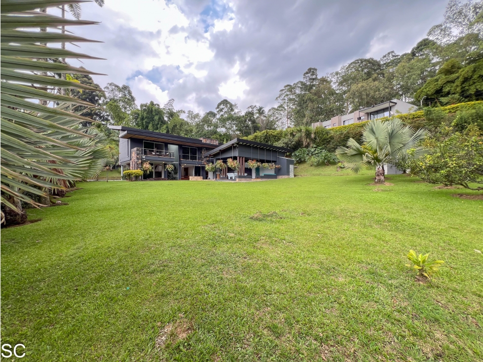 Casa moderna Envigado Escobero Bajo / CERCA CITY PLAZA — foto 5