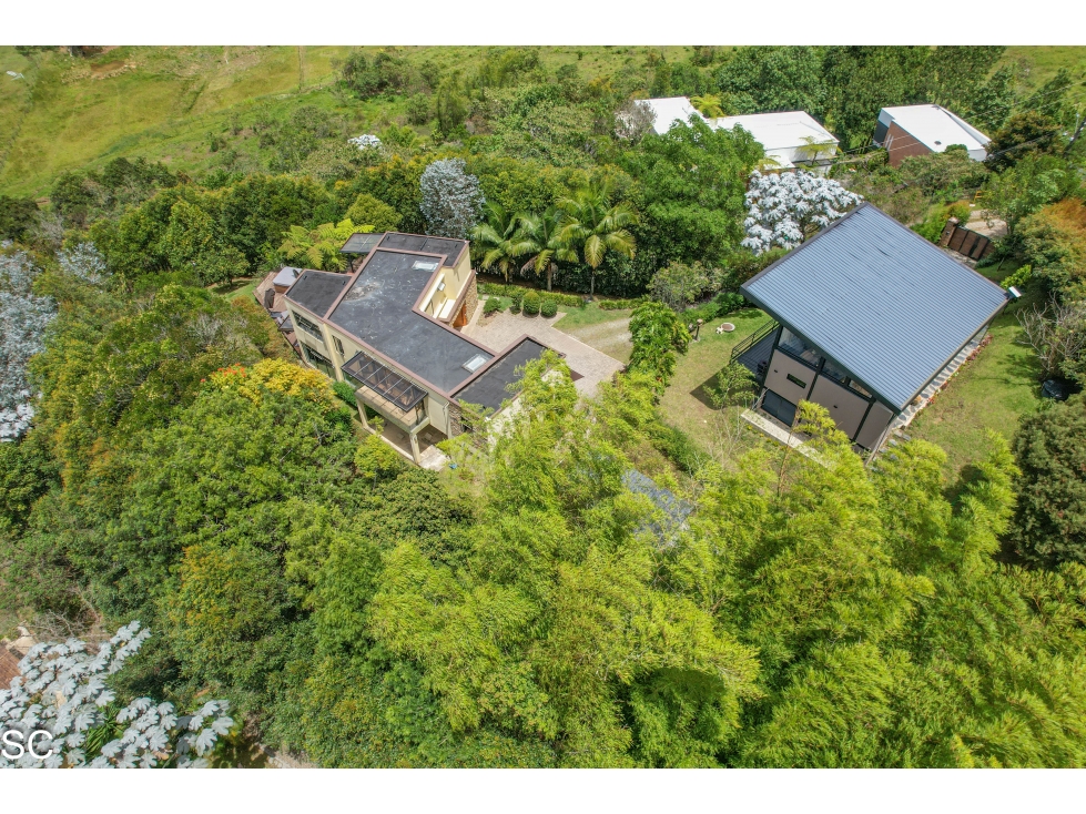 2 CASAS POR EL PRECIO DE UNA, Guarne 4km al AER, RENTA 6.000.000 — foto 2