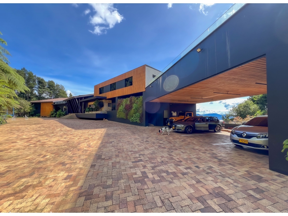 Casa Moderna en Las Palmas venta $13.500.000.000