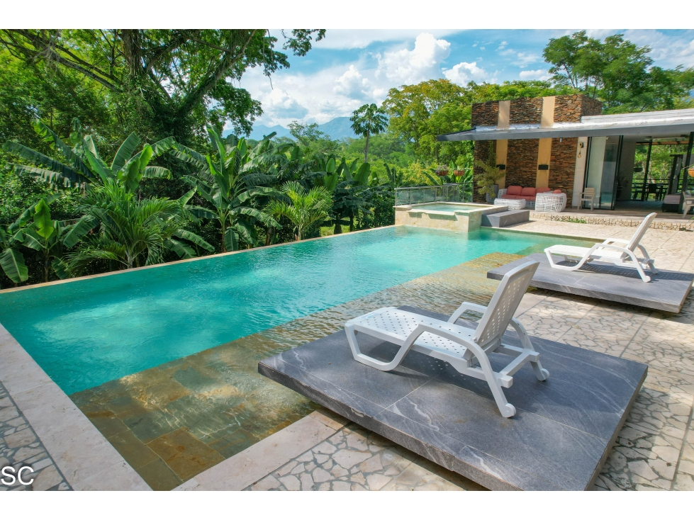 CASA MODERNA EN SANTA FE DE ANTIOQUIA, 6 HABITACIONES PISCINA — foto 4