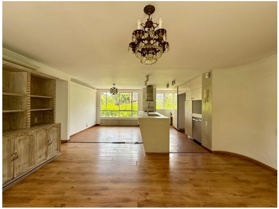 VENTA APARTAMENTO CERCA AL TESORO, MEDELLÍN - 99,45 m²