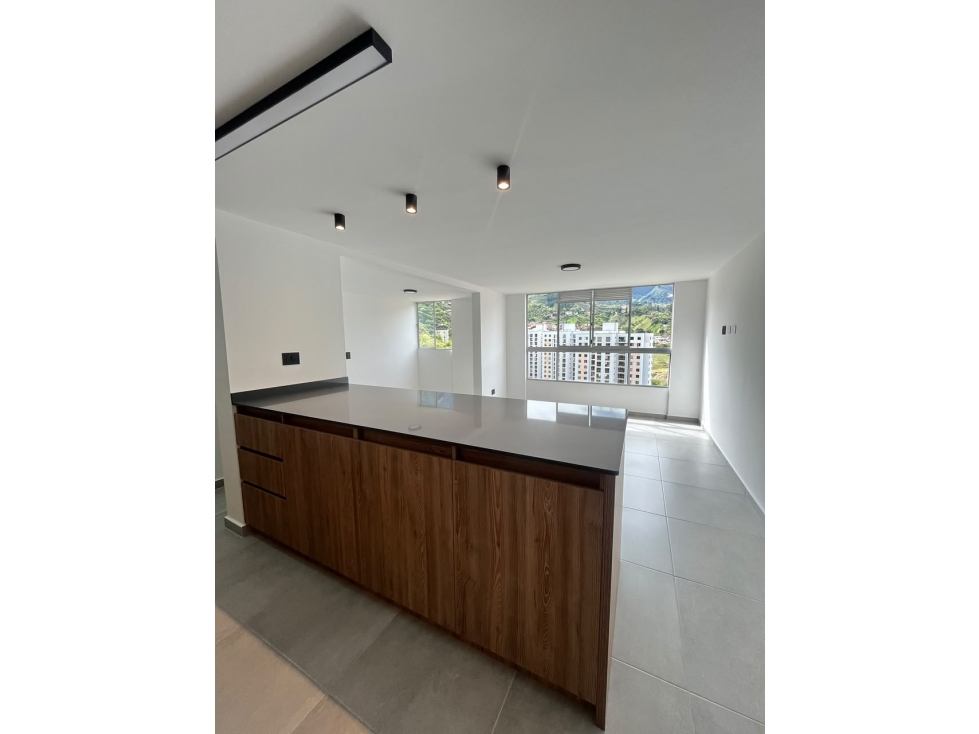 VENTA APARTAMENTO REMODELADO EL BOSQUE, LA PRIMAVERA, BELLO