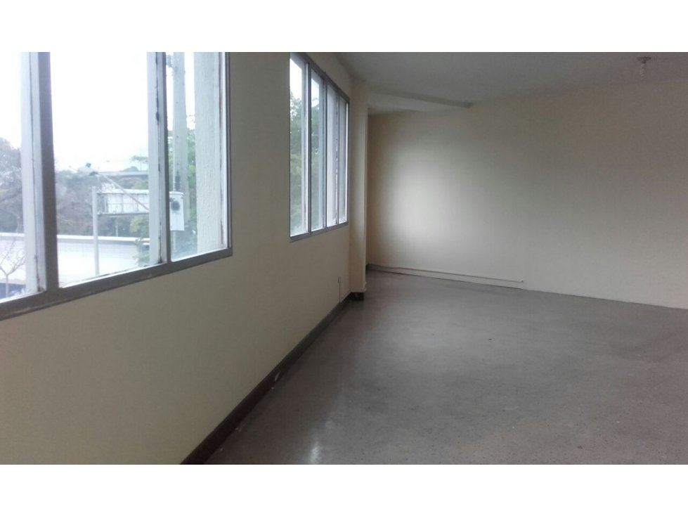VENTA DE EDIFICIO PLAZA MAYOR-MEDELLIN — foto 2