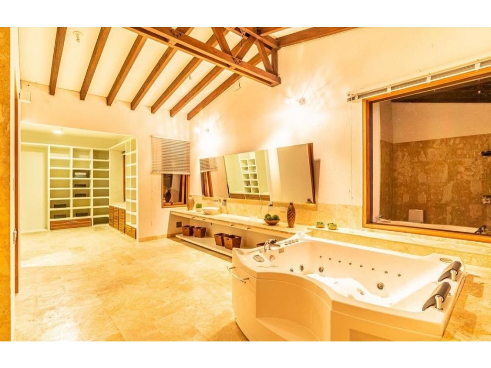 VENTA DE ESPECTULAR FINCA, EN SANTA FE DE ANTIOQUIA - 3