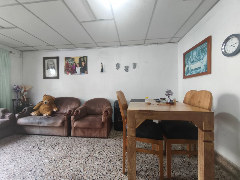VENTA CASA PRIMER PISO, VILLAS DEL SOL, BELLO