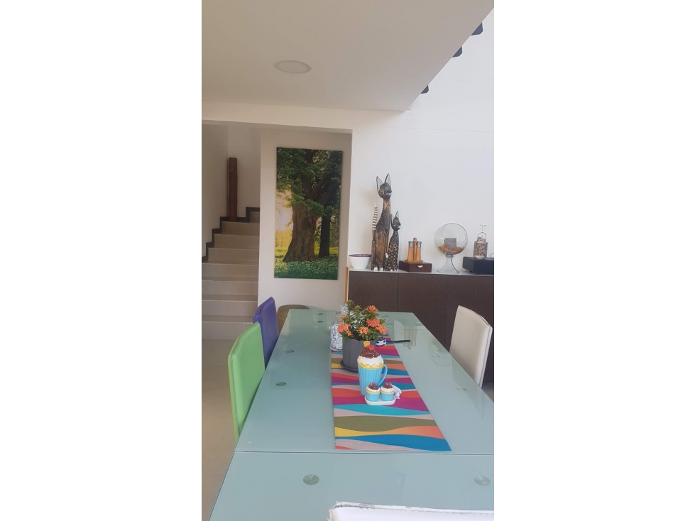 VENTA DE CASA DE DOS NIVELES, SAN JERÓNIMO, ANT - 3