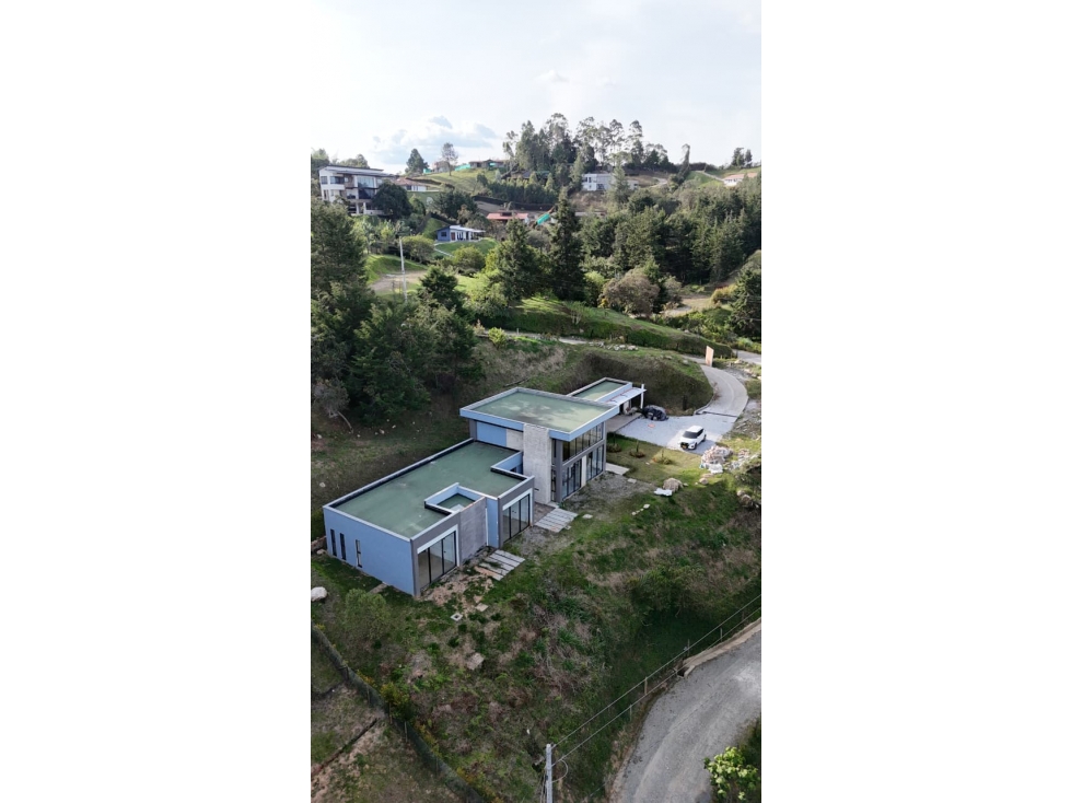 VENTA CASA PIEDRAS BLANCAS, VEREDA GUAMITO, GUARNE, ANTIOQUIA — foto 2