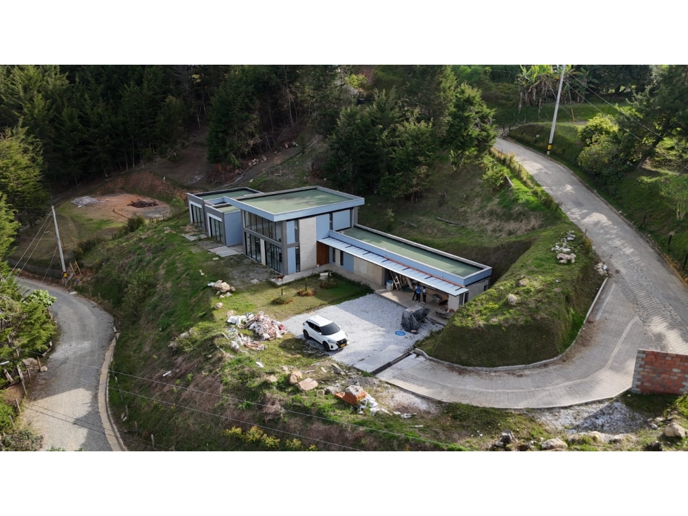 VENTA CASA PIEDRAS BLANCAS, VEREDA GUAMITO, GUARNE, ANTIOQUIA — foto 3