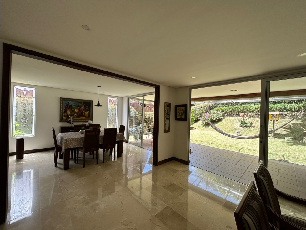 VENTA CASA ESQUINERA EN URBANIZACIÓN, ENVIGADO — foto 4