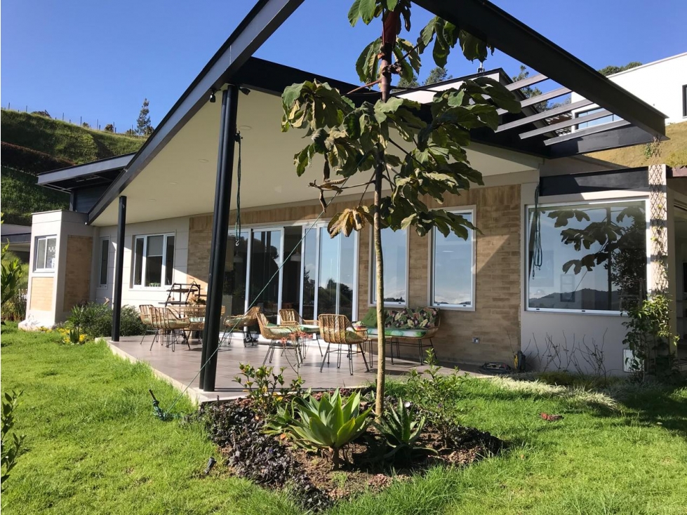 VENTA CASA CAMPESTRE, ALTO DE LAS PALMAS, LA ESPERANZA ENVIGADO
