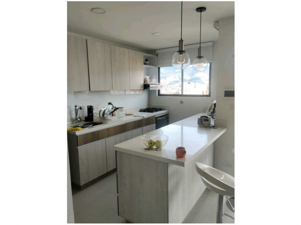 VENTA APARTAMENTO EN SIMÓN BOLÍVAR, MEDELLÍN - 105m² — foto 2