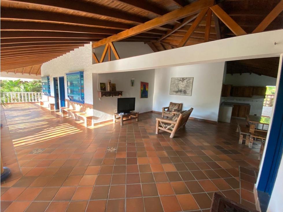 VEN/CAMBIO EXCELENTES FINCAS, SAN JERÓNIMO, ANT - 6