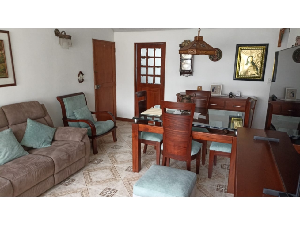 VENTA APARTAMENTO URBANIZACIÓN LOS PINOS, MEDELLÍN