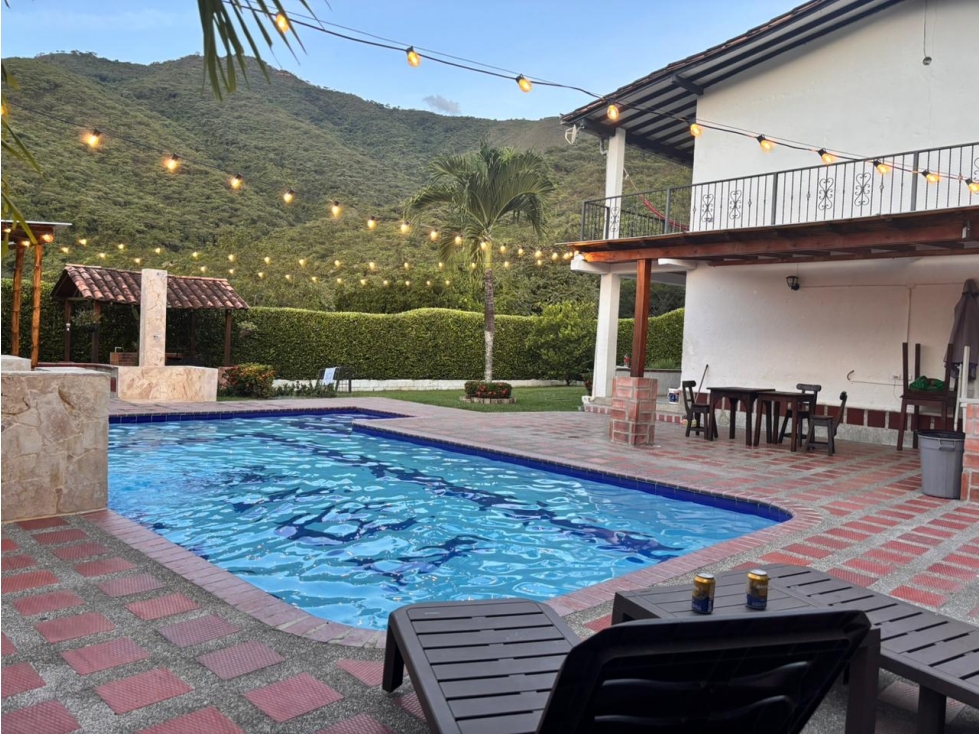 VEN/CAMBIO FINCA LA TATA, PARCELACIÓN EL HATO, SAN JERÓNIMO