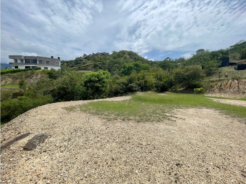 VENTA LOTE PARCELACIÓN RESERVA DEL LAGO, SOPETRÁN-2.700M2 - 2