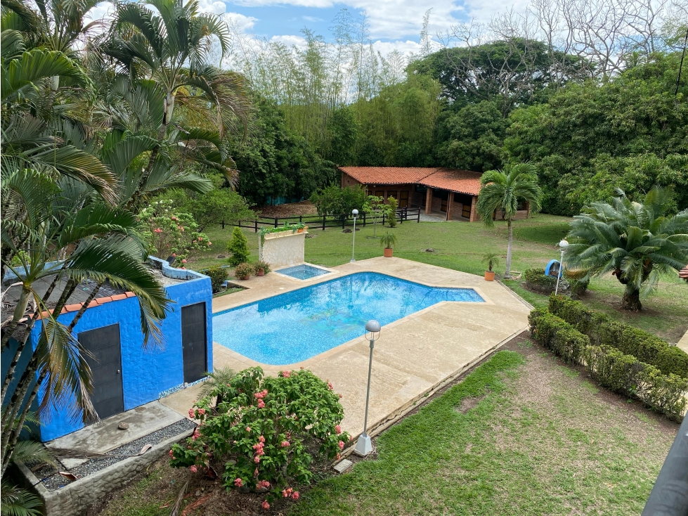 VENCAMBIO FINCA COLONIAL EN PARCELACIÓN, SAN JERÓNIMO — foto 3