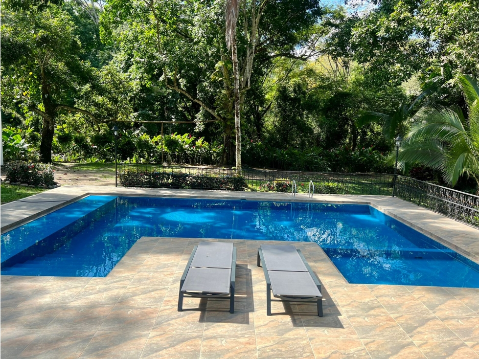 VENTA CASA #22 CON PISCINA Y JACUZZI, SOPETRÁN, ANT - 4