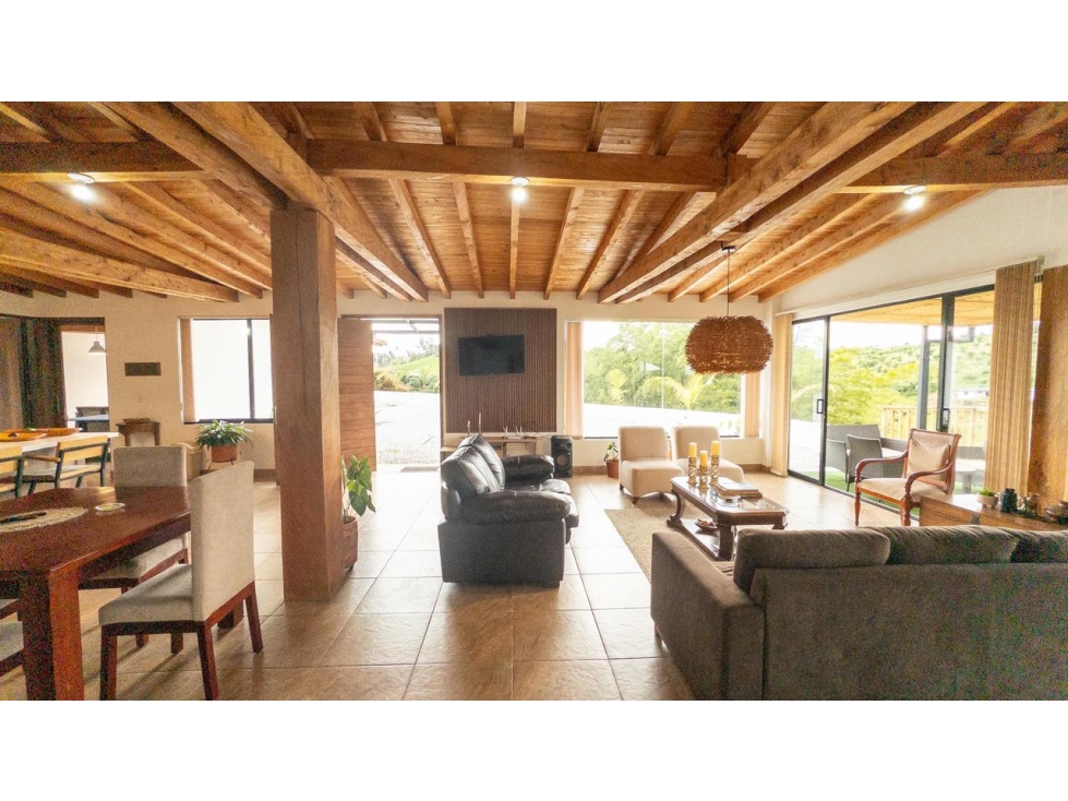 VENTA DE FINCA, MARINILLA, ANTIOQUIA — foto 3