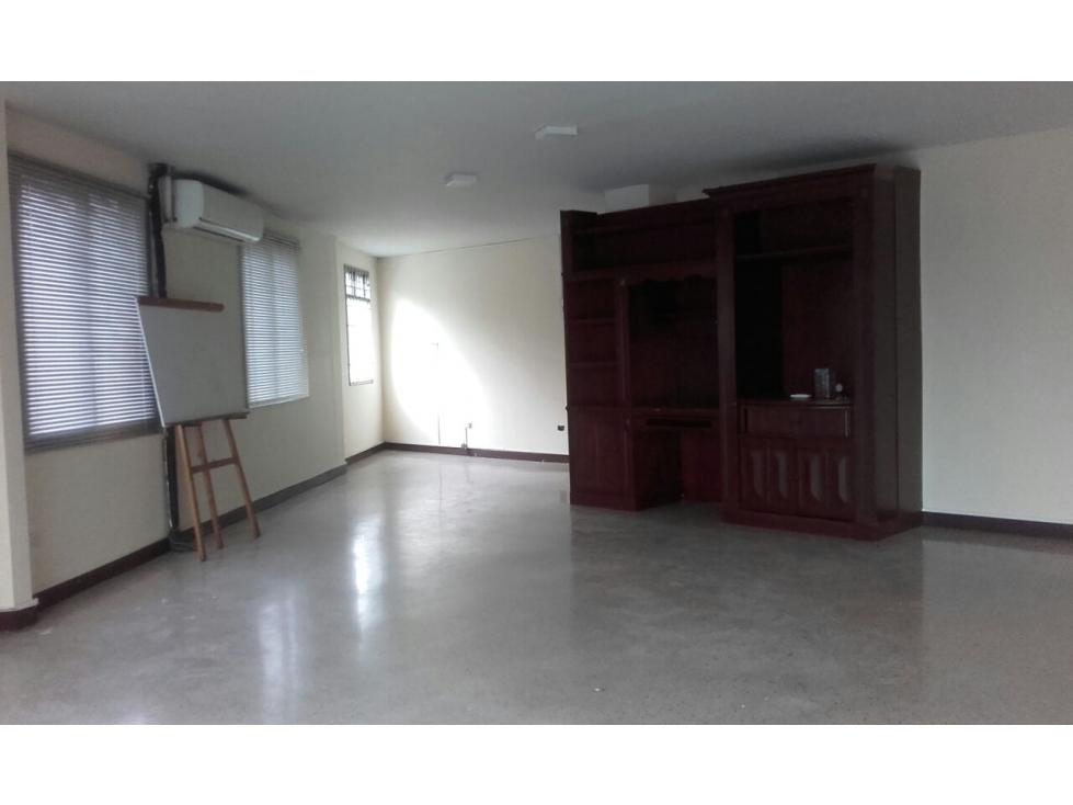 VENTA DE EDIFICIO PLAZA MAYOR-MEDELLIN — foto 4